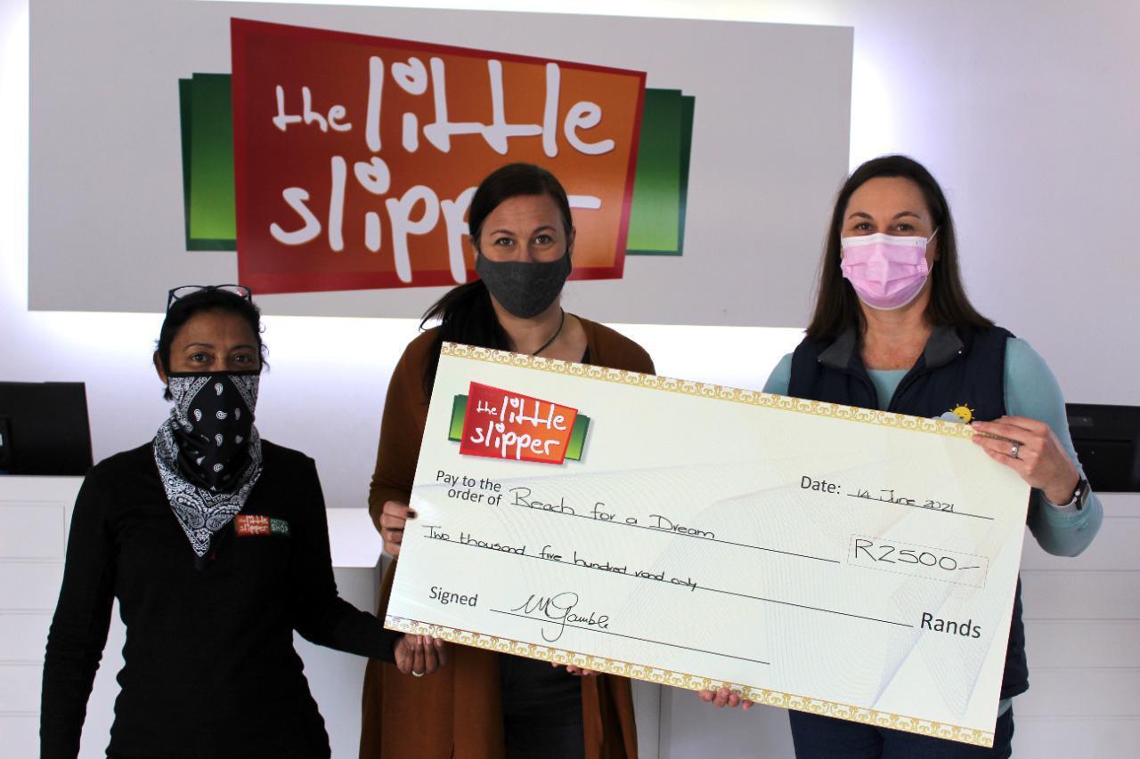 Little Slipper – Slipper Day 1